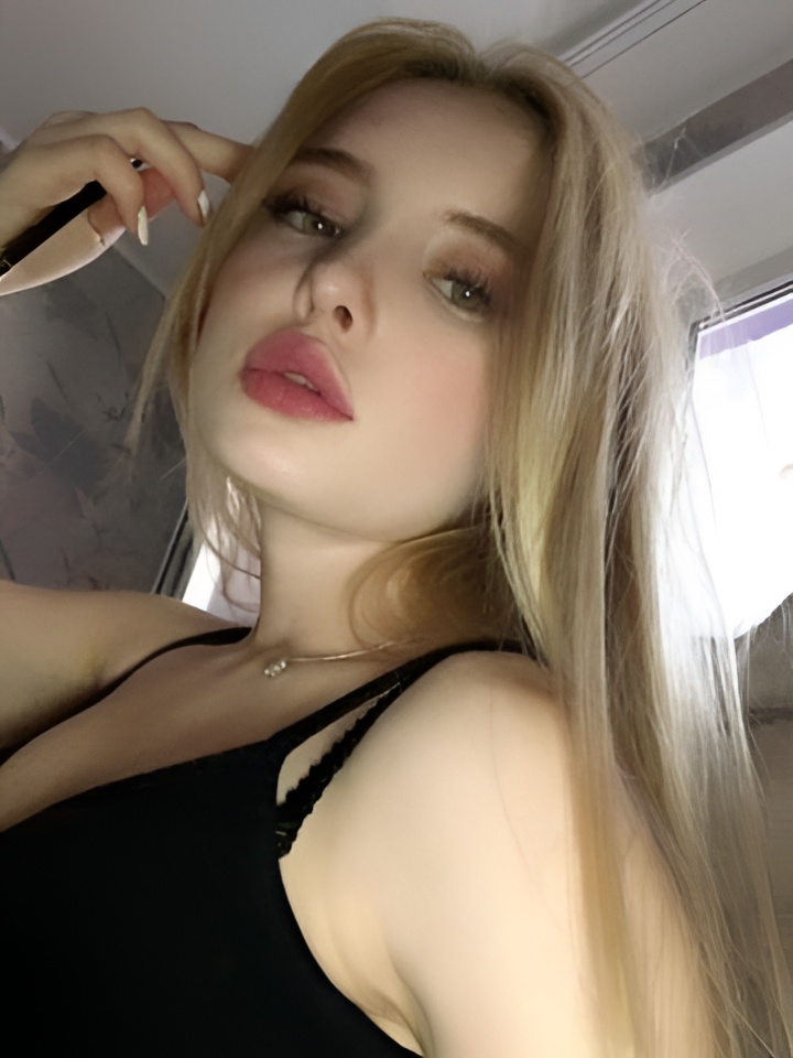 Адель привлекальеная девушка из Пикалево цена от 2500 руб