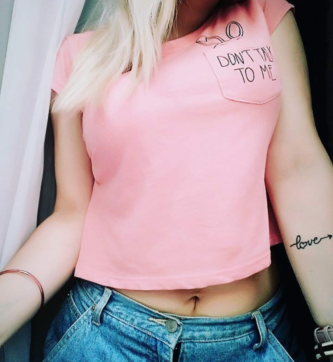 Варя привлекальеная девушка из Пикалево цена от 3000 руб