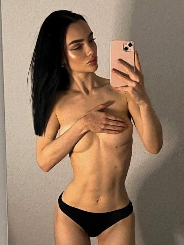 Милана привлекательная девушка из Пикалево цена от 3000 руб